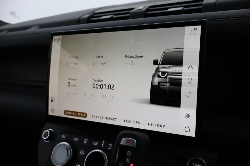 LAND ROVER DEFENDER 3.0 D250 X-Dynamic SE 90 3dr Auto 5969398