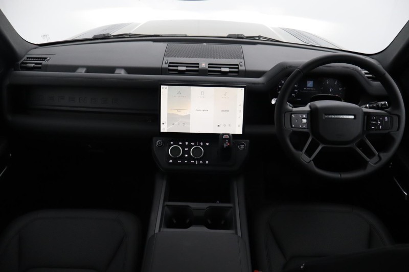LAND ROVER DEFENDER 3.0 D250 X-Dynamic SE 90 3dr Auto 5969377