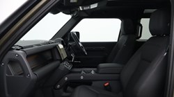LAND ROVER DEFENDER 3.0 D250 X-Dynamic SE 90 3dr Auto 5969369
