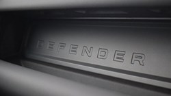 LAND ROVER DEFENDER 3.0 D250 X-Dynamic SE 90 3dr Auto 5969410