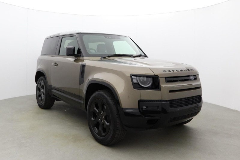 LAND ROVER DEFENDER