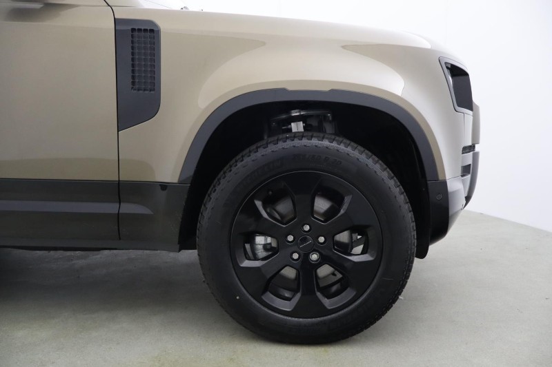 LAND ROVER DEFENDER 3.0 D250 X-Dynamic SE 90 3dr Auto 5969414