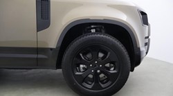 LAND ROVER DEFENDER 3.0 D250 X-Dynamic SE 90 3dr Auto 5969414