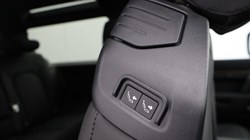 LAND ROVER DEFENDER 3.0 D250 X-Dynamic SE 90 3dr Auto 5969376