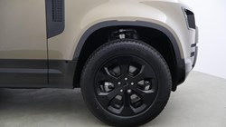 LAND ROVER DEFENDER 3.0 D250 X-Dynamic SE 90 3dr Auto 5969413