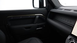 LAND ROVER DEFENDER 3.0 D250 X-Dynamic SE 90 3dr Auto 5969401