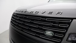 LAND ROVER RANGE ROVER 3.0 P460e SE 4dr Auto 5595068