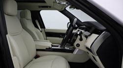 LAND ROVER RANGE ROVER 3.0 P460e SE 4dr Auto 5595023