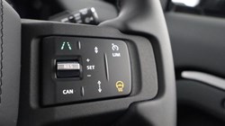 LAND ROVER DEFENDER 5.0 P525 V8 90 3dr Auto 5565961