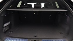 LAND ROVER RANGE ROVER VELAR 3.0 D300 MHEV Belgravia Edition Satin 5dr Auto 5599386