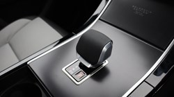 LAND ROVER RANGE ROVER VELAR 3.0 D300 MHEV Belgravia Edition Satin 5dr Auto 5599432