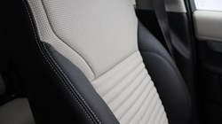 LAND ROVER DISCOVERY 3.0 D350 Tempest 5dr Auto 5598276
