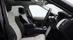 LAND ROVER DISCOVERY 3.0 D350 Dynamic HSE 5dr Auto 5659836
