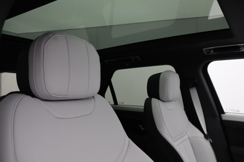  LAND ROVER RANGE ROVER SPORT 3.0 D250 Battersea Edition 5dr Auto 5656007