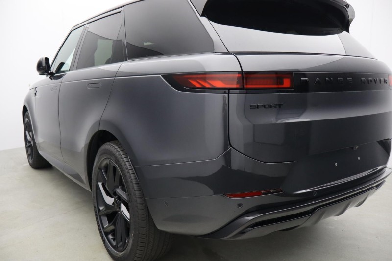  LAND ROVER RANGE ROVER SPORT 3.0 D250 Battersea Edition 5dr Auto 5655975