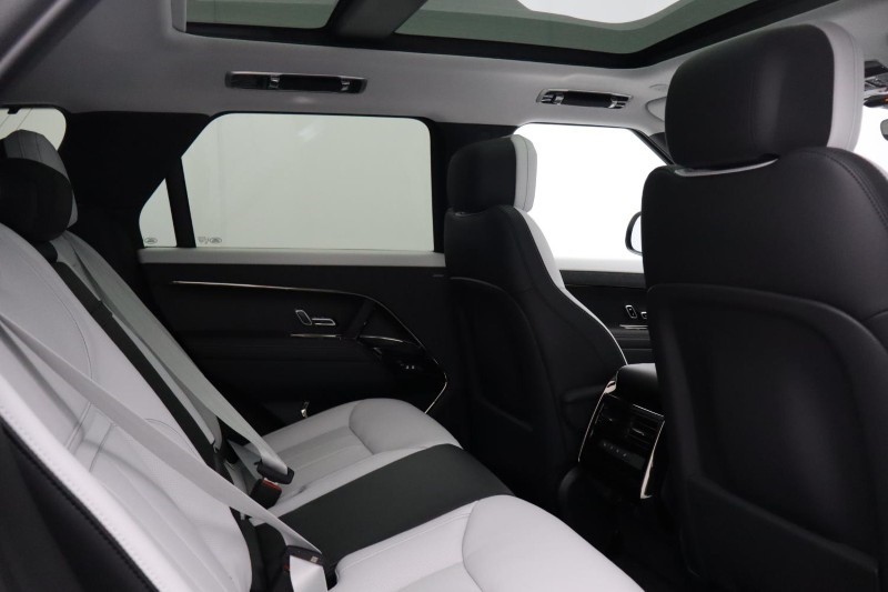  LAND ROVER RANGE ROVER SPORT 3.0 P460e Battersea Edition 5dr Auto [NI] 5657250