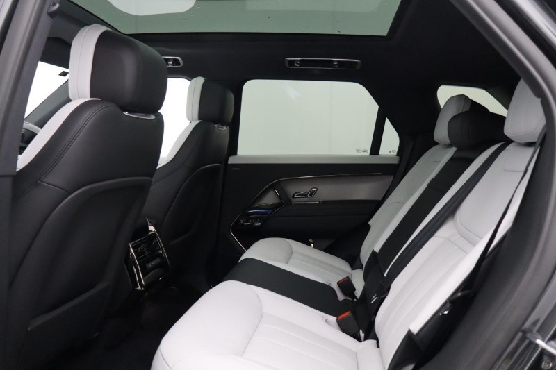  LAND ROVER RANGE ROVER SPORT 3.0 D300 Dynamic SE 5dr Auto 5938088