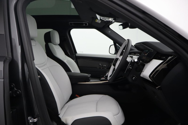  LAND ROVER RANGE ROVER SPORT 3.0 D300 Dynamic SE 5dr Auto 5938108