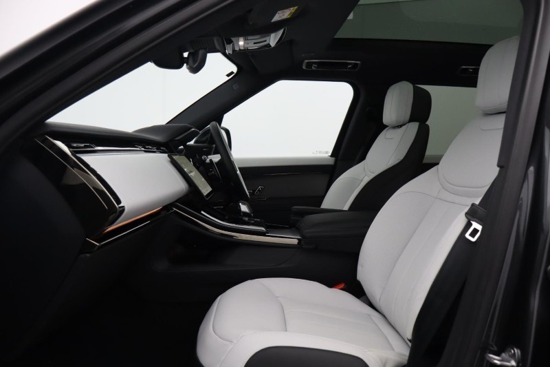  LAND ROVER RANGE ROVER SPORT 3.0 D300 Dynamic SE 5dr Auto 5938086