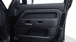 LAND ROVER DEFENDER 3.0 D250 X-Dynamic SE 110 5dr Auto 5917527