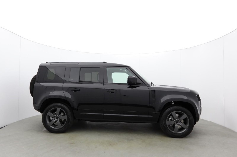  LAND ROVER DEFENDER 3.0 D250 X-Dynamic SE 110 5dr Auto 5917483
