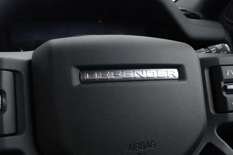  LAND ROVER DEFENDER 3.0 D250 X-Dynamic SE 110 5dr Auto 5917560