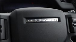 LAND ROVER DEFENDER 3.0 D250 X-Dynamic SE 110 5dr Auto 5917560