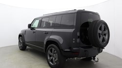 LAND ROVER DEFENDER 3.0 D250 X-Dynamic SE 110 5dr Auto 1