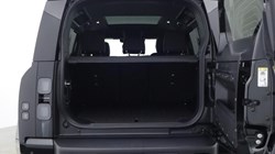 LAND ROVER DEFENDER 3.0 D250 X-Dynamic SE 110 5dr Auto 5917493