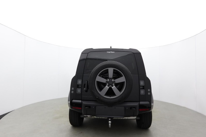  LAND ROVER DEFENDER 3.0 D250 X-Dynamic SE 110 5dr Auto 5917482