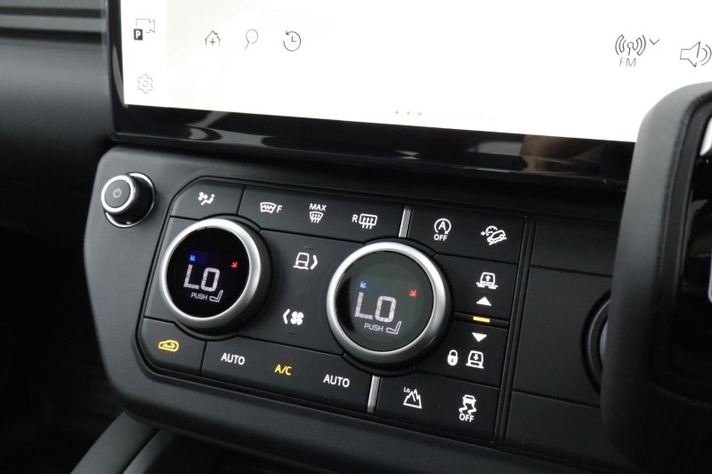  LAND ROVER DEFENDER 3.0 D250 X-Dynamic SE 110 5dr Auto 5917537