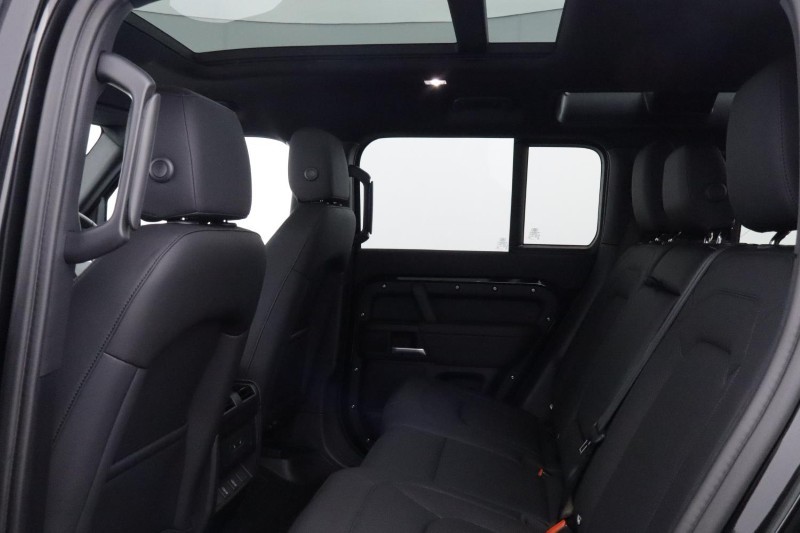  LAND ROVER DEFENDER 3.0 D250 X-Dynamic SE 110 5dr Auto 5917502