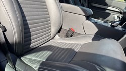 2025 (25) LAND ROVER DISCOVERY 3.0 D350 Dynamic HSE 5dr Auto 4542382