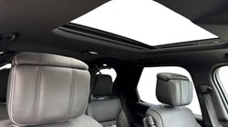 2025 (25) LAND ROVER DISCOVERY 3.0 D350 Dynamic HSE 5dr Auto 4542378