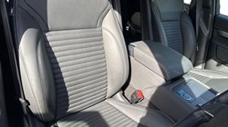 2025 (25) LAND ROVER DISCOVERY 3.0 D350 Dynamic HSE 5dr Auto 4542383