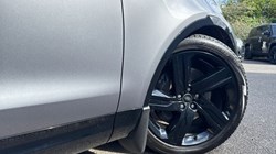 2025 (25) LAND ROVER DISCOVERY 3.0 D350 Dynamic HSE 5dr Auto 4542404