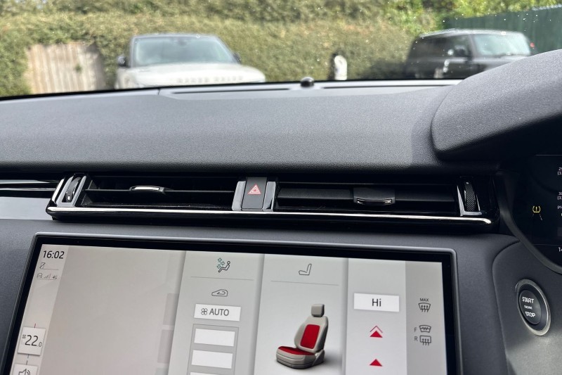 2025 (25) LAND ROVER RANGE ROVER VELAR 2.0 D200 MHEV Dynamic SE 5dr Auto 4548991