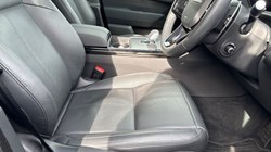 2025 (25) LAND ROVER RANGE ROVER VELAR 2.0 D200 MHEV Dynamic SE 5dr Auto 4548979