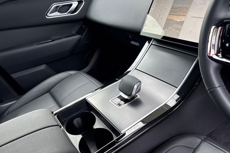 2025 (25) LAND ROVER RANGE ROVER VELAR 2.0 D200 MHEV Dynamic SE 5dr Auto 4548966