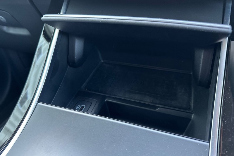 2025 (25) LAND ROVER RANGE ROVER VELAR 2.0 D200 MHEV Dynamic SE 5dr Auto 4554391