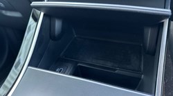 2025 (25) LAND ROVER RANGE ROVER VELAR 2.0 D200 MHEV Dynamic SE 5dr Auto 4554391