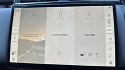 2025 (25) LAND ROVER RANGE ROVER VELAR 2.0 D200 MHEV Dynamic SE 5dr Auto 4554383