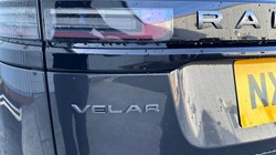 2025 (25) LAND ROVER RANGE ROVER VELAR 2.0 D200 MHEV Dynamic SE 5dr Auto 4554401