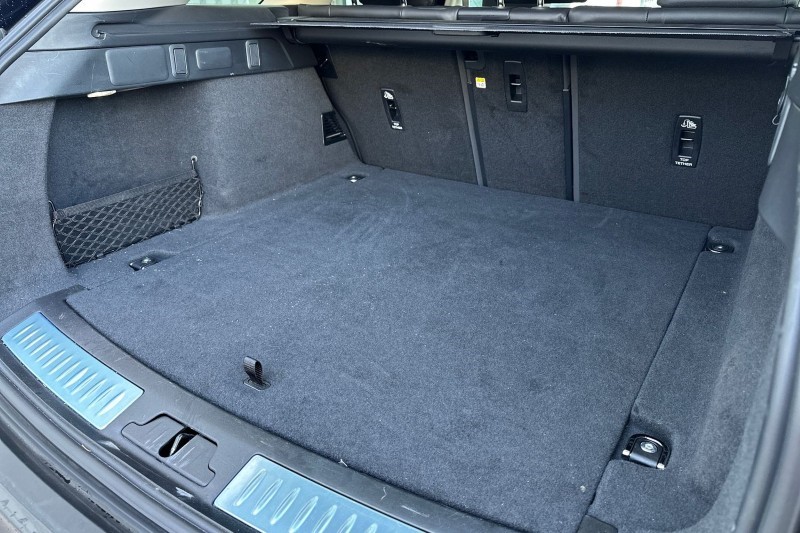 2025 (25) LAND ROVER RANGE ROVER VELAR 2.0 D200 MHEV Dynamic SE 5dr Auto 4554394