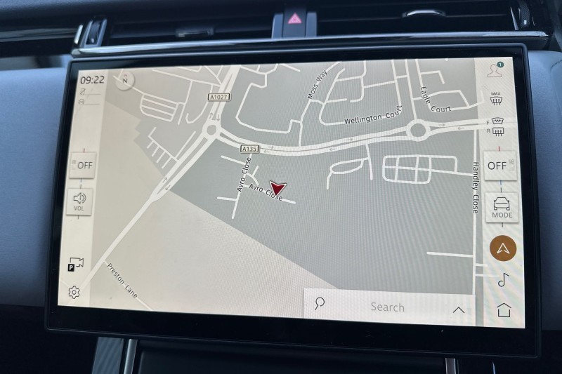 2025 (25) LAND ROVER RANGE ROVER VELAR 2.0 D200 MHEV Dynamic SE 5dr Auto 4554384