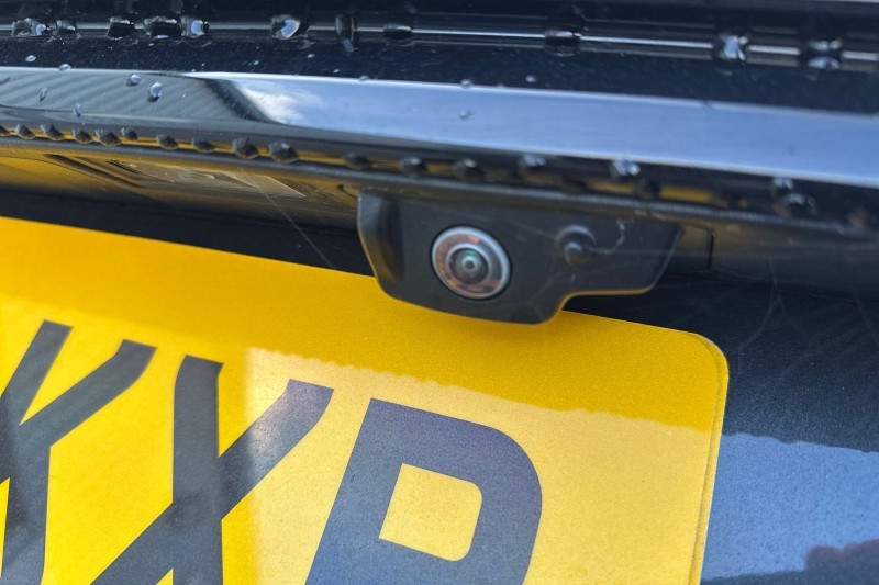 2025 (25) LAND ROVER RANGE ROVER VELAR 2.0 D200 MHEV Dynamic SE 5dr Auto 4554396