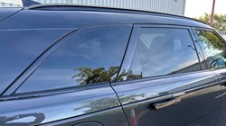 2025 (25) LAND ROVER RANGE ROVER VELAR 2.0 D200 MHEV Dynamic SE 5dr Auto 4554406