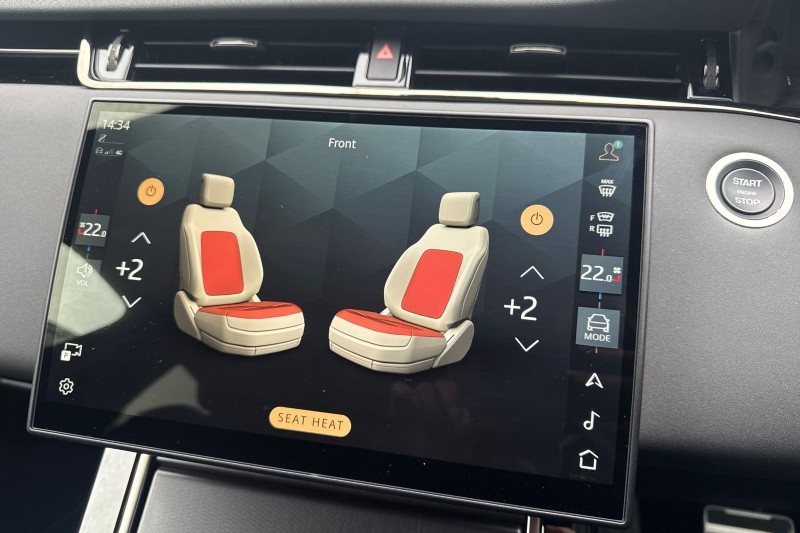 2025 (25) LAND ROVER RANGE ROVER EVOQUE 2.0 D200 Dynamic SE 5dr Auto 4561788