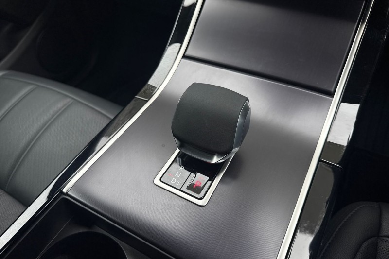 2025 (25) LAND ROVER RANGE ROVER EVOQUE 2.0 D200 Dynamic SE 5dr Auto 4561770