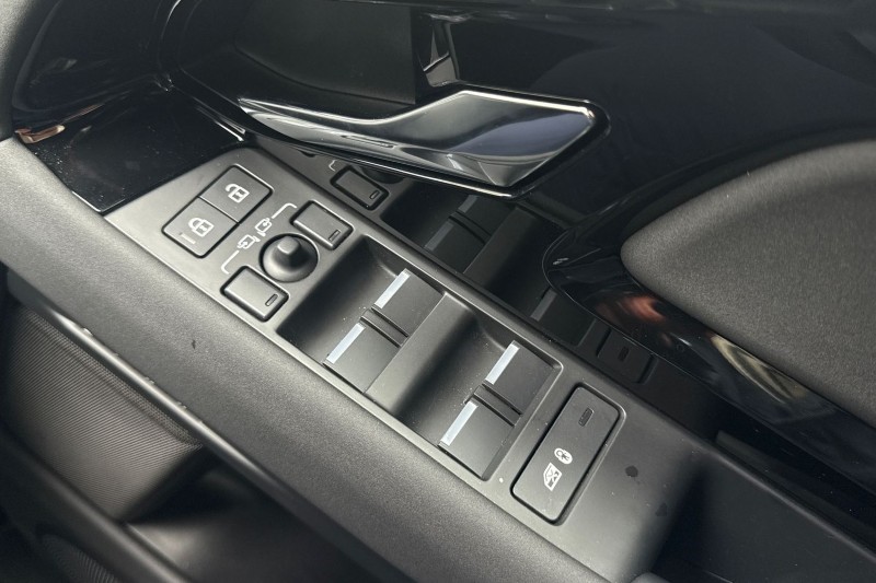 2025 (25) LAND ROVER RANGE ROVER EVOQUE 2.0 D200 Dynamic SE 5dr Auto 4561779